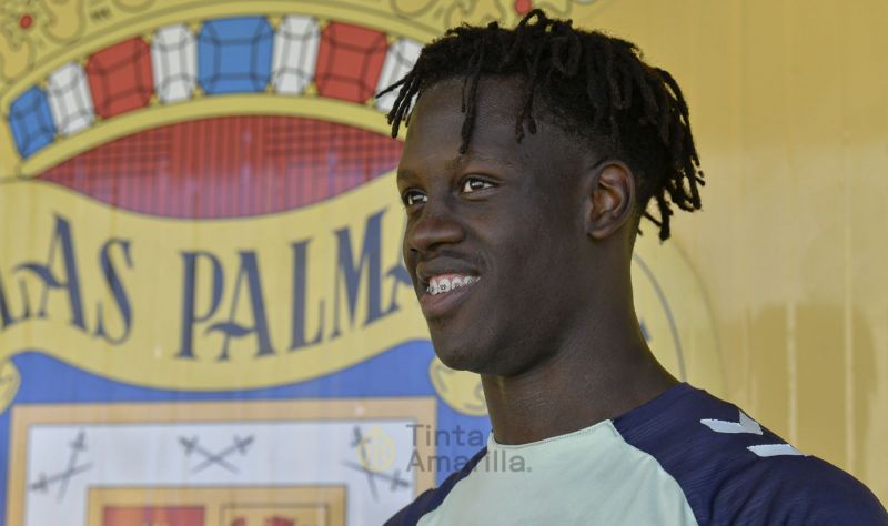 El extremo Saliou Mandiang se despide tras cinco años en la UD Las Palmas