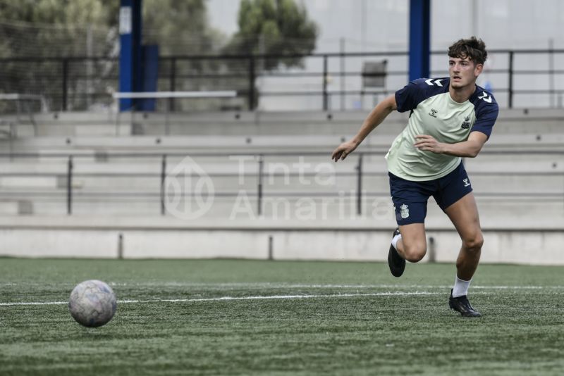 Fotos: El C amarillo se prepara para celebrar el título de Preferente