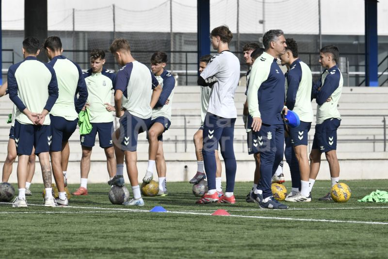 Fotos: El C amarillo se prepara para celebrar el título de Preferente