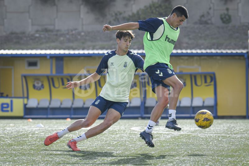 Fotos: El C amarillo se prepara para celebrar el título de Preferente