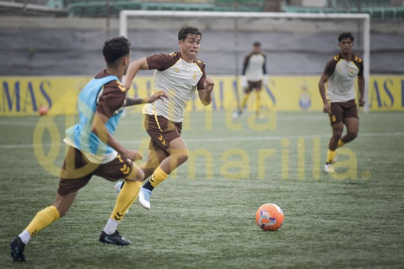 Fotos: Filiales entra en ebullición con el primer ensayo en el Anexo (2-2)