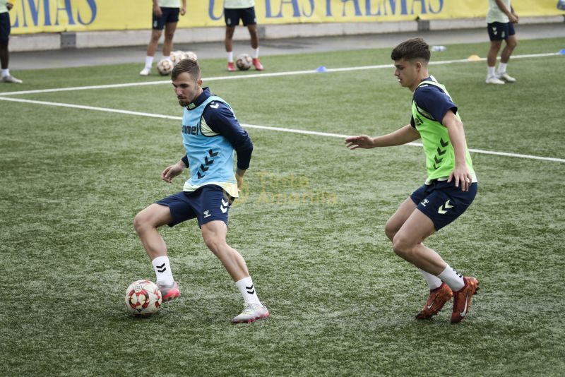 Fotos: Las Palmas Atlético tiene cita el viernes en Los Olivos