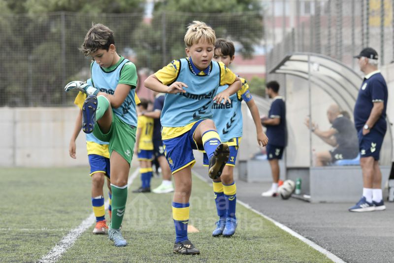 Fotos: El benjamín de la UD se pone en marcha