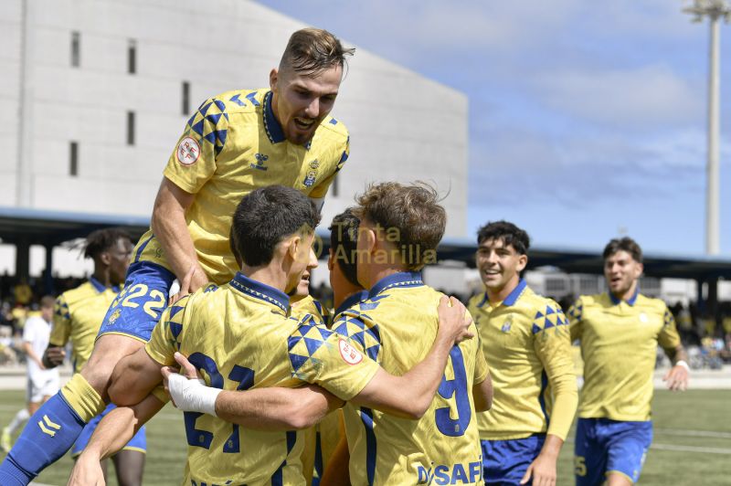 Fotos: Así fue el partido del ascenso de Las Palmas Atlético