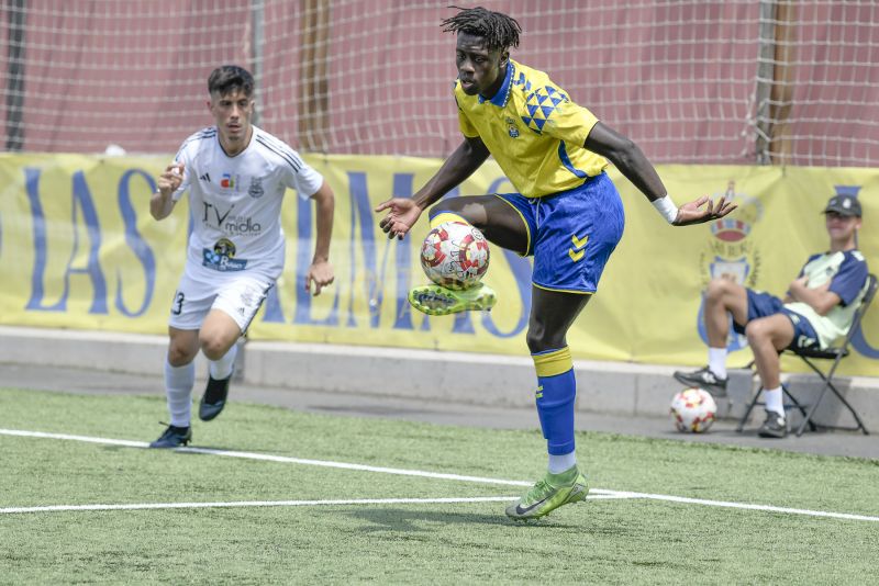 Fotos: Así fue el partido del ascenso de Las Palmas Atlético