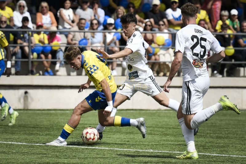 Fotos: Así fue el partido del ascenso de Las Palmas Atlético