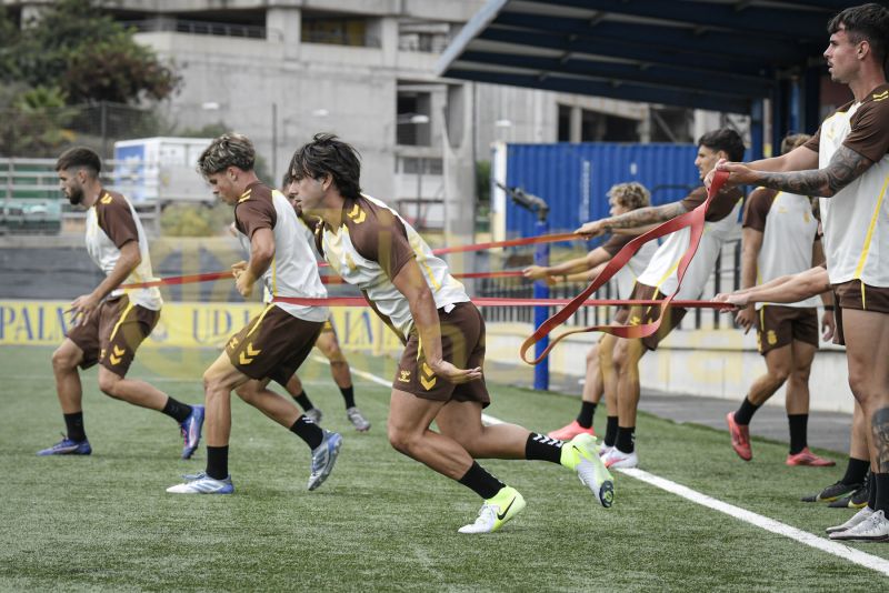Fotos: Las Palmas Atlético, preparado para el derbi del domingo