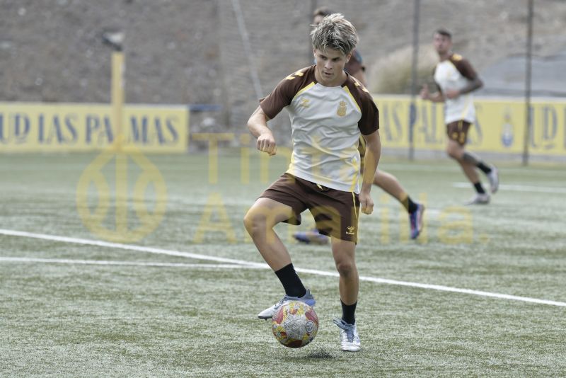Fotos: Las Palmas Atlético, preparado para el derbi del domingo