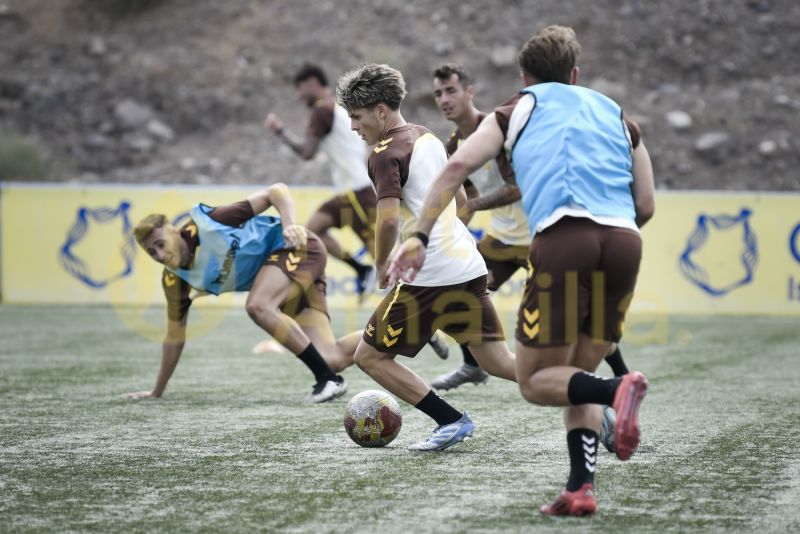 Fotos: Las Palmas Atlético, preparado para el derbi del domingo