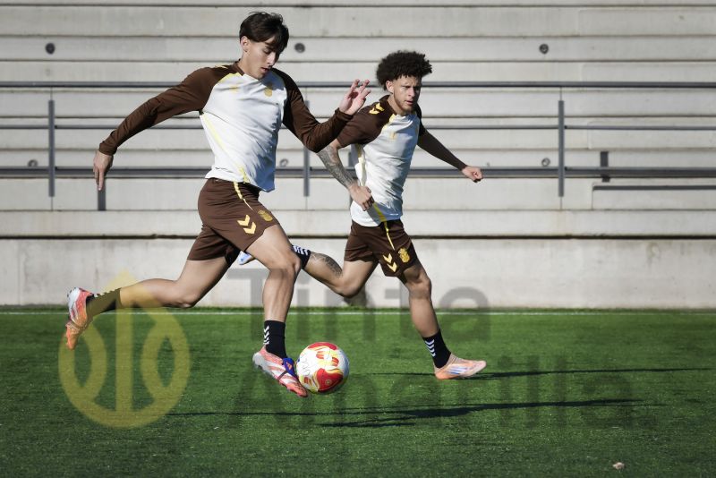 Fotos: Las Palmas C se prepara a fondo para su nueva cita