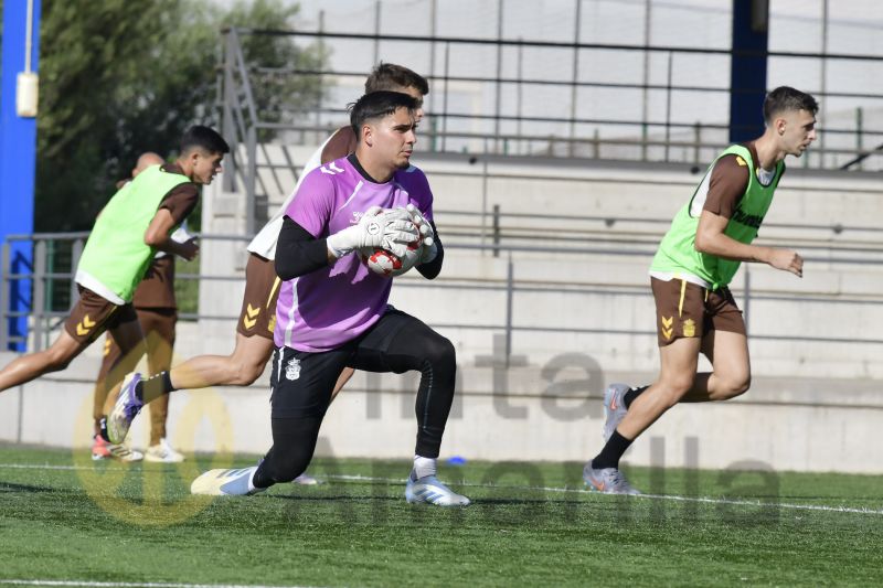 Fotos: Las Palmas C se prepara a fondo para su nueva cita