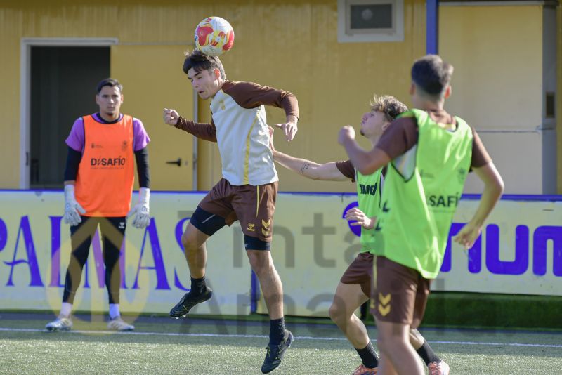 Fotos: Las Palmas C se prepara a fondo para su nueva cita
