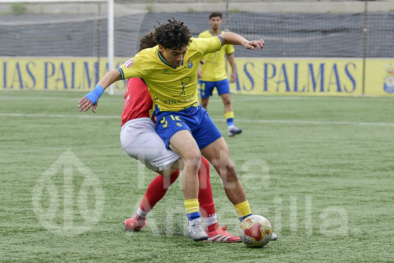 El juvenil de la UD golea (5-0) y crece su ventaja sobre el Tenerife
