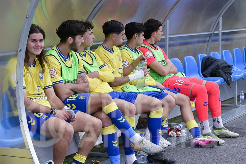 El juvenil de la UD golea (5-0) y crece su ventaja sobre el Tenerife