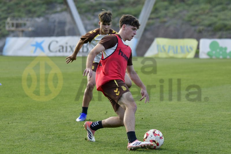 La ilusión del juvenil de Las Palmas de firmar algo grande en Barcelona