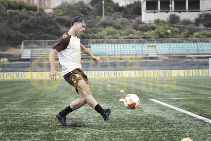 Fotos: Las Palmas C tiene semana corta antes ir a Los Olivos