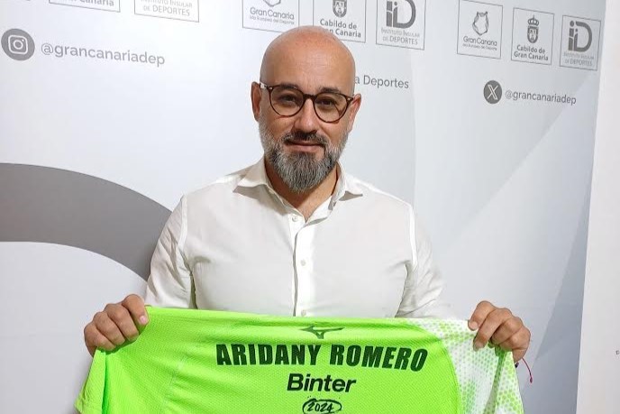 El consejero insular subraya la importancia de la Binter NightRun