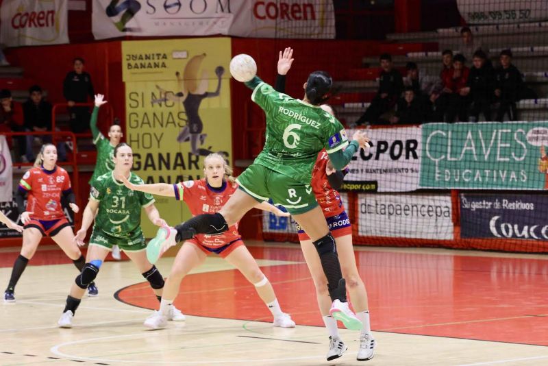 29-29: El Remudas mantiene vivas sus opciones de play off