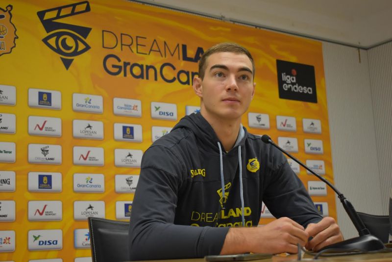 Samar llama a la afición del Gran Canaria ante una semana que considera clave