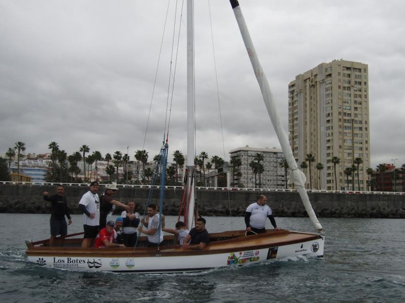 Los botes se prepararon, pero el viento no apareció