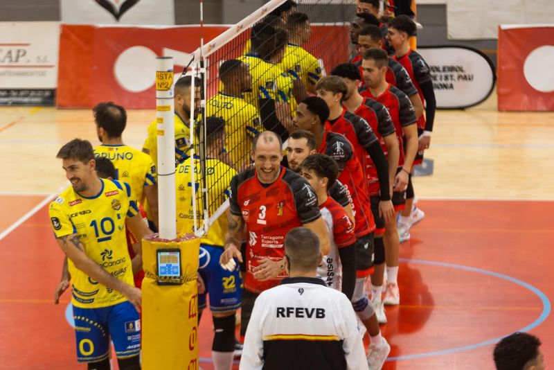 0-3: El Guaguas recupera en Tarragona el sabor de la victoria