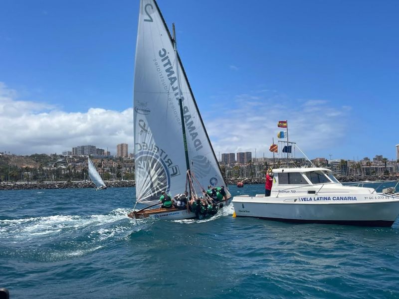 Tres botes mantienen la imbatibilidad en el campeonato