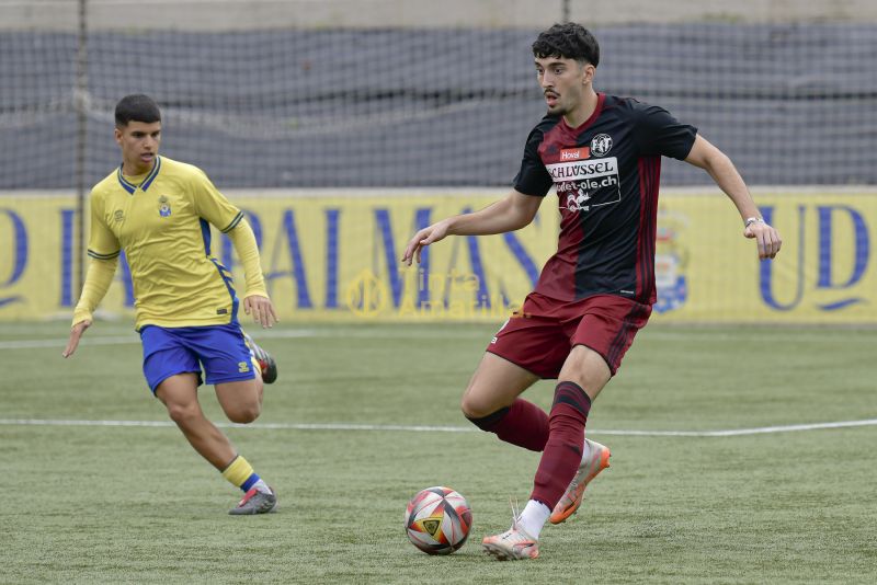 Fotos: El juvenil B de la UD se cruza con el Tuggen suizo