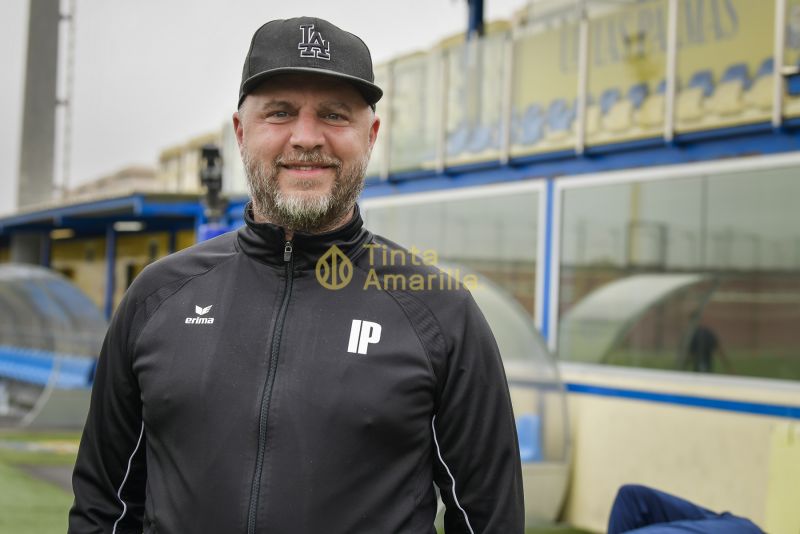 Fotos: El juvenil B de la UD se cruza con el Tuggen suizo