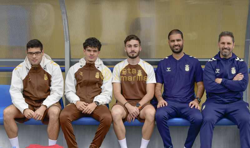 Fotos: El juvenil B de la UD se cruza con el Tuggen suizo