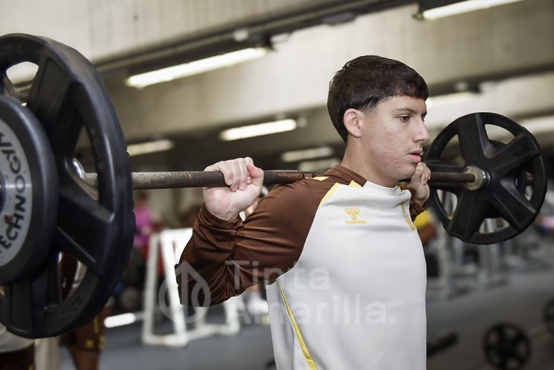 Fotos: Las Palmas Atlético se prepara para viajar a Fuenlabrada