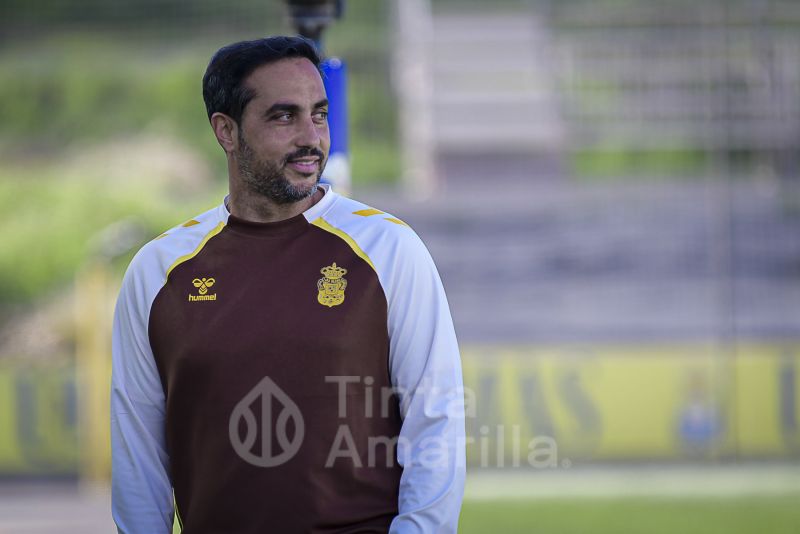 Fotos: Las Palmas Atlético se prepara para viajar a Fuenlabrada