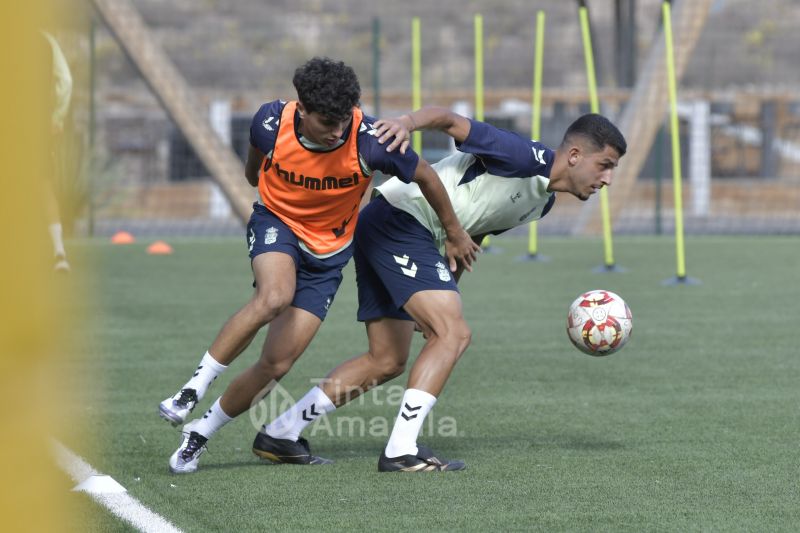 Fotos: Las Palmas Atlético, preparado para la segunda recta de la Liga