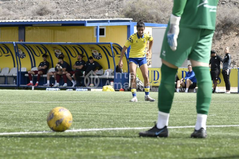 Fotos: El juvenil B de la UD empata con el Tuggen suizo (1-1)