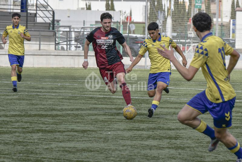 Fotos: El juvenil B de la UD empata con el Tuggen suizo (1-1)