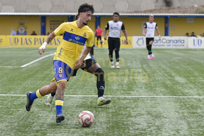 El juvenil de la UD suma su primera laboriosa goleada en el Anexo (5-1)