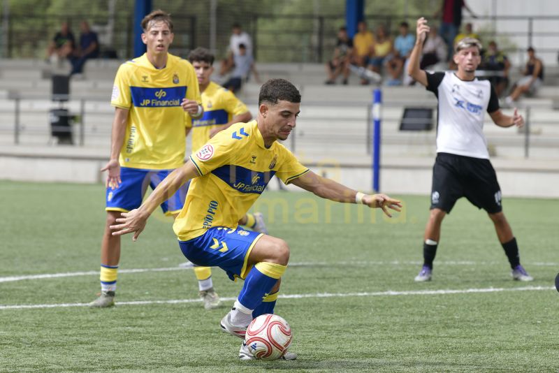 El juvenil de la UD suma su primera laboriosa goleada en el Anexo (5-1)