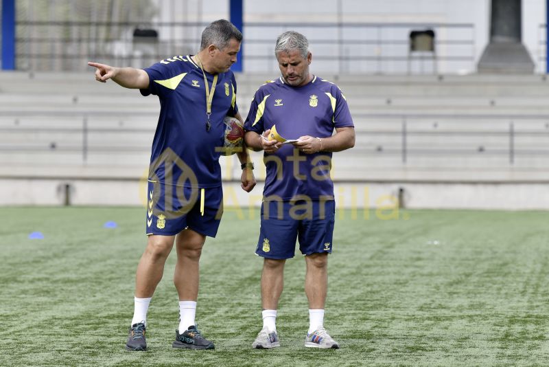 Robaina e Iván López ya dirigen a los filiales de Segunda y Tercera RFEF