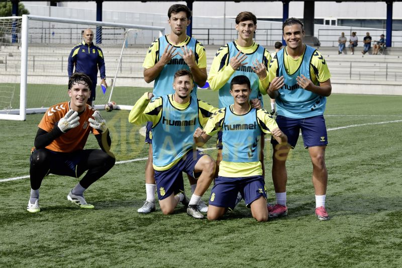 Fotos: Las Palmas C ya tiene en su mira al Mensajero