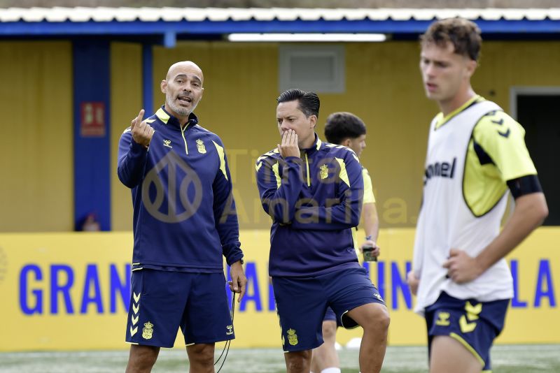 Fotos: Las Palmas C ya tiene en su mira al Mensajero