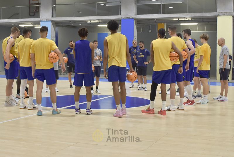 Fotos: El nuevo Gran Canaria zarpa con ilusiones