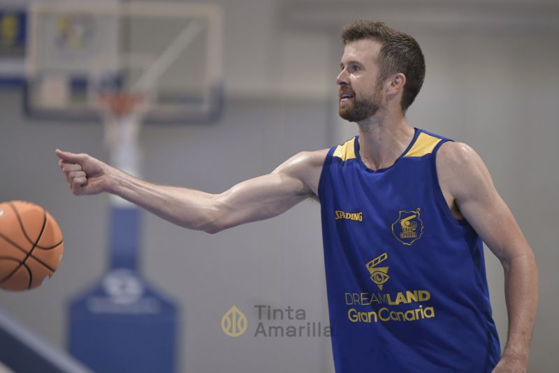 Fotos: El nuevo Gran Canaria zarpa con ilusiones