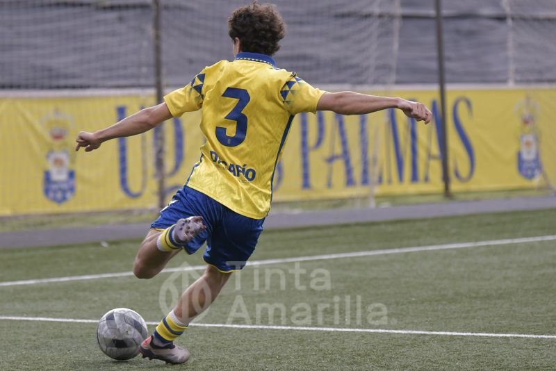 Fotos: Las Palmas B juvenil recibe al 35600 en el Anexo