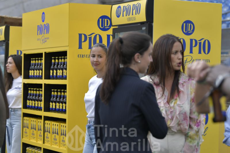 La UD Las Palmas presenta su nuevo producto: Pío Pío Pilsen 100% Malta