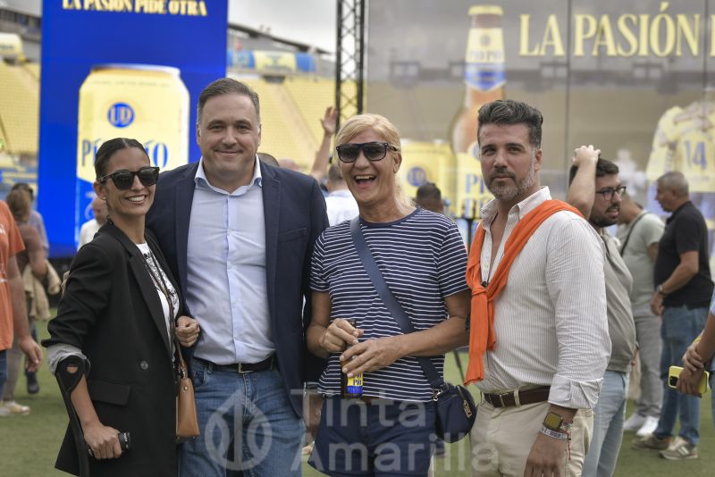 La UD Las Palmas presenta su nuevo producto: Pío Pío Pilsen 100% Malta