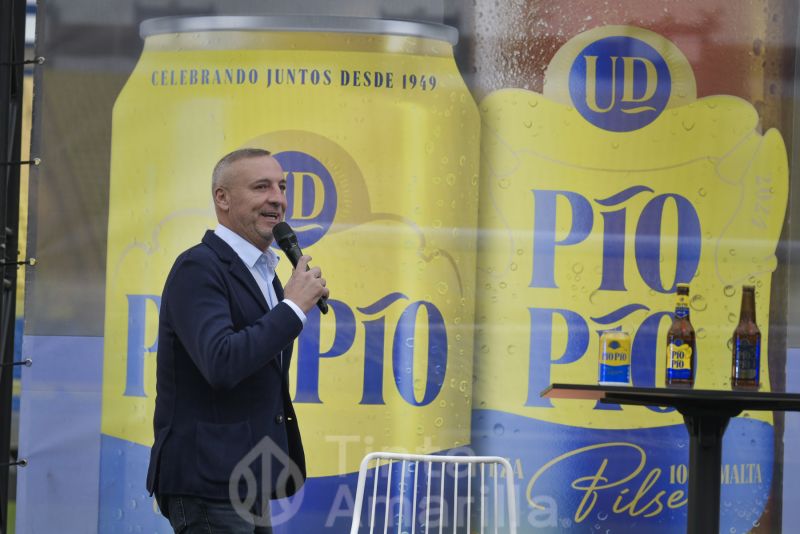 La UD Las Palmas presenta su nuevo producto: Pío Pío Pilsen 100% Malta