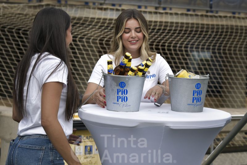 La UD Las Palmas presenta su nuevo producto: Pío Pío Pilsen 100% Malta
