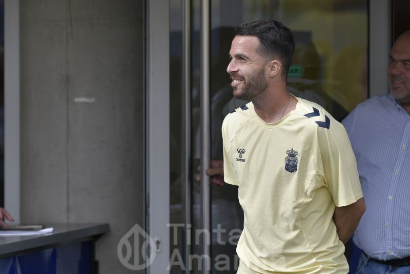 La UD Las Palmas presenta su nuevo producto: Pío Pío Pilsen 100% Malta