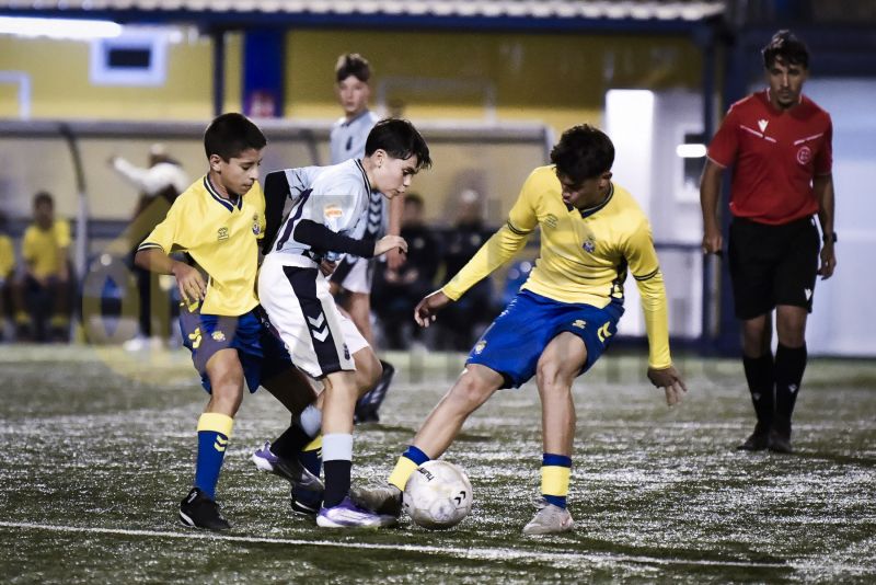 Fotos: Cruce de los dos infantiles de la UD Las Palmas