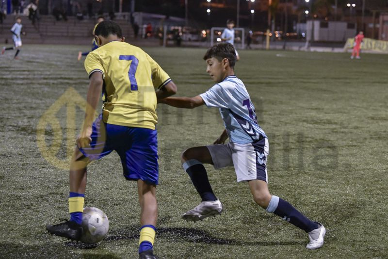Fotos: Cruce de los dos infantiles de la UD Las Palmas