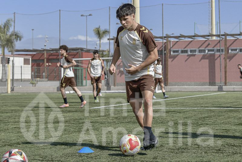 Fotos: La alegría de no ver de paisano a Aaron Jorge